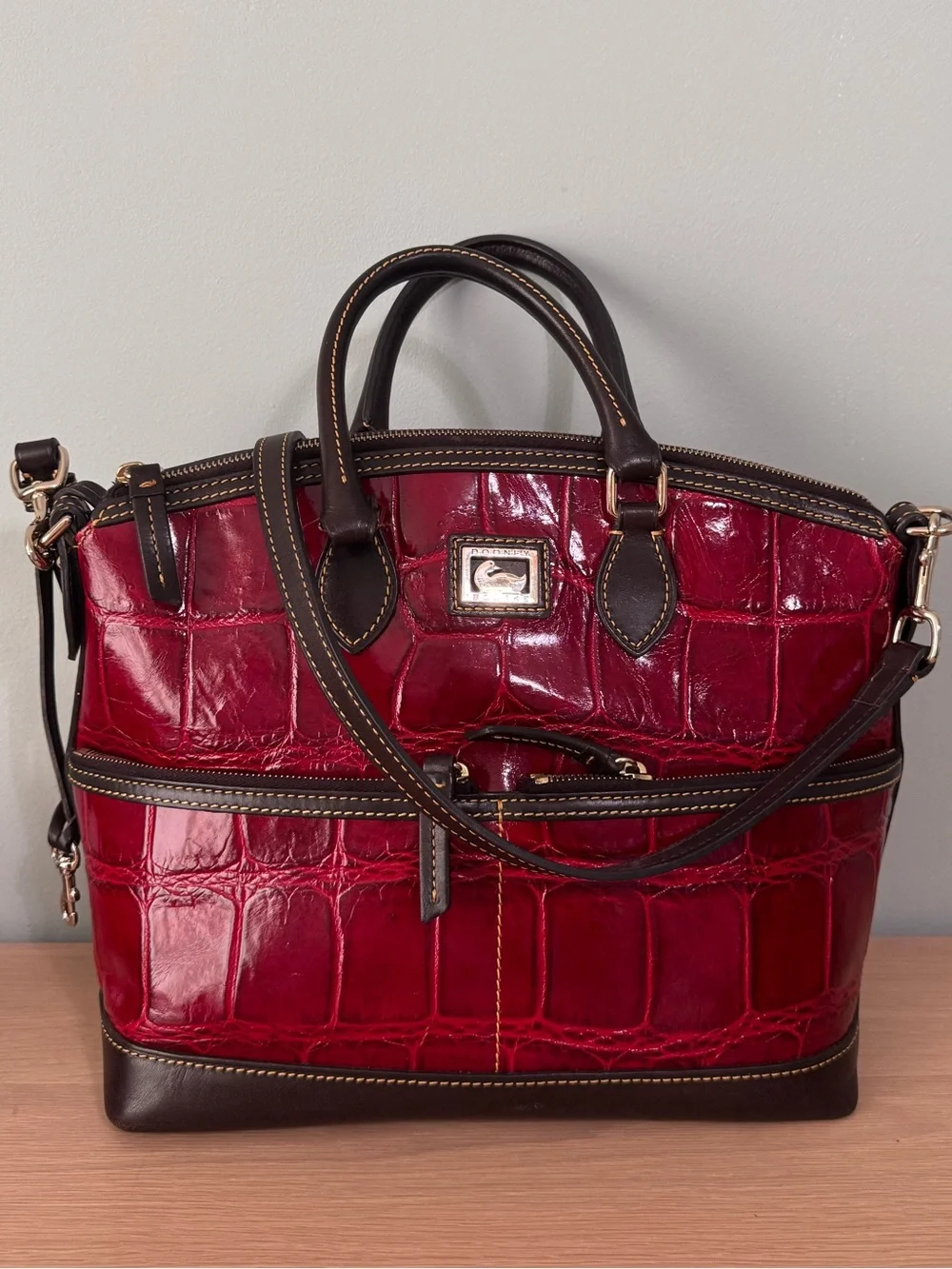 Vintage Dooney & Bourke Dillen Double Pocket Croc-Embossed Satchel Bag - Picture 1 of 9